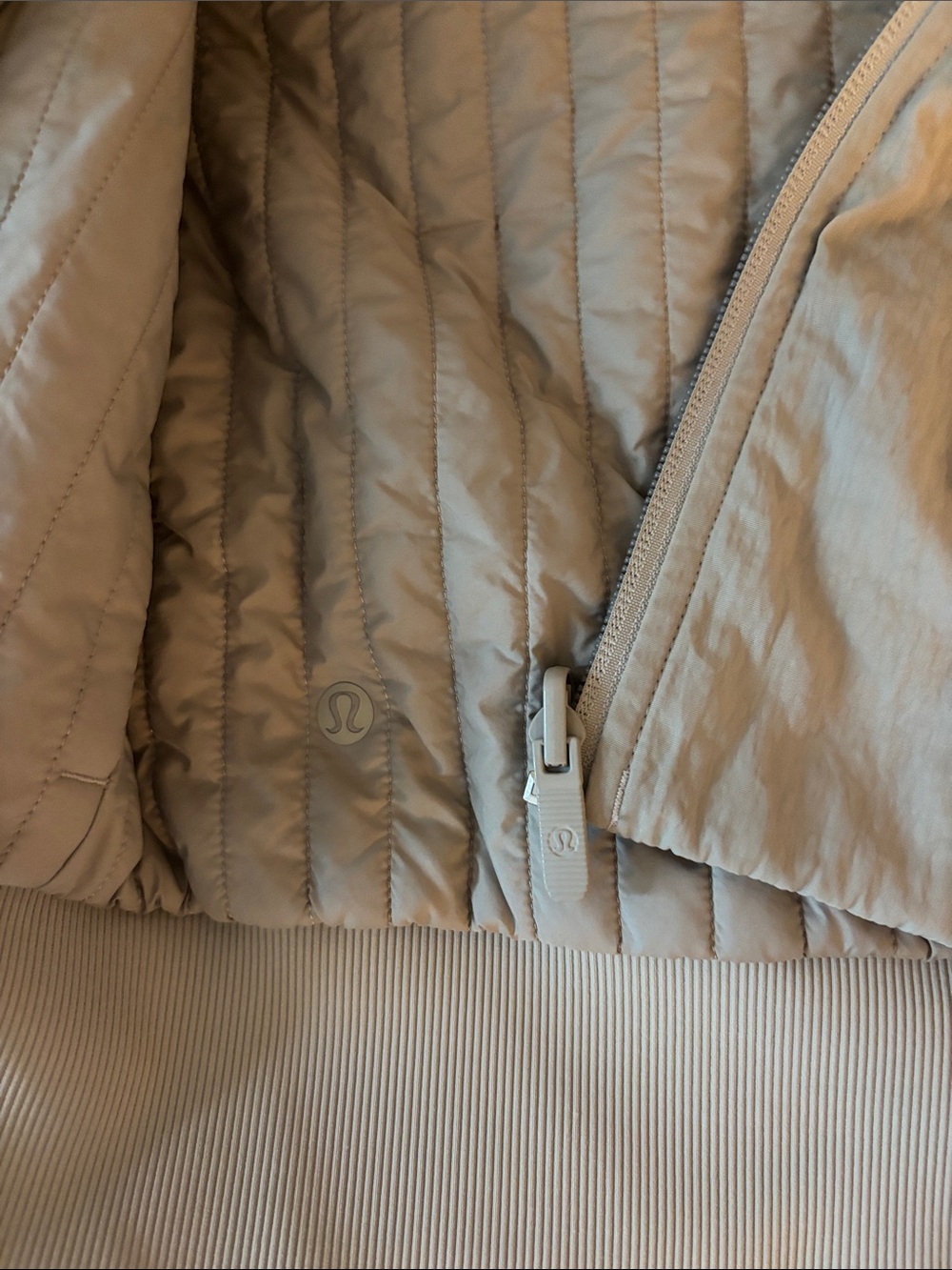 Lululemon Reversible Bomber Jacket - Picture 3 of 6